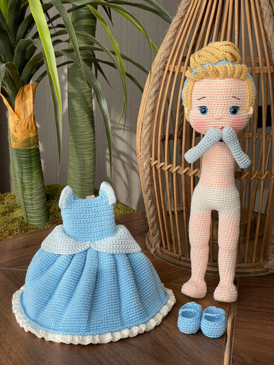 Handmade Cinderella Doll, crocheted using amigurumi technique with a blue dress, blonde hair, and custom name on a leather label, perfect for princess lovers and gifts.